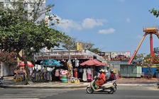 Công ty giải trí xây dựng hàng loạt ki ốt, quán ăn trái phép ở Bãi Sau