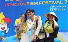 Muốn săn tour giá tốt giữa mùa giá leo thang, người trẻ tìm đến địa điểm này