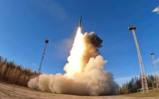 NATO 'đấu khẩu' Nga, Trung Quốc về hạt nhân