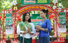 Cô gái mang dòng máu Việt - Lào 'đốn tim' ở Lễ hội Bunpimay là ai?