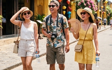 Đi chơi mùa nắng nóng: Bác sĩ cảnh báo những điều cần lưu ý