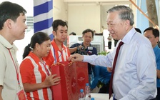 Chăm lo đời sống công nhân, người lao động là nhiệm vụ chính trị quan trọng