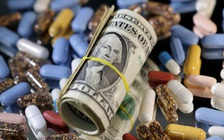 Tổng thống Trump áp thuế đến 100% với một số dược phẩm nhập khẩu