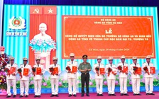 104 sĩ quan Công an tỉnh Cà Mau được thăng cấp hàm