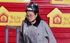 Nữ ca sĩ từng giành giải á hậu, 'bất chấp hình tượng' trong show thực tế