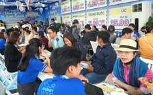 Vì sao du khách đội nắng 'chốt' tour hè?