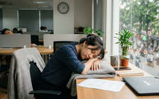 Ngủ trưa mỗi ngày: Lợi hay hại, chuyên gia nói gì?
