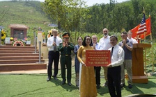 Tưởng niệm 25 năm vụ tai nạn trực thăng làm 16 người hy sinh tại Quảng Trị