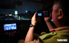 CSGT hóa trang xử phạt trên cao tốc TP.HCM - Vân Phong: Gần 100 trường hợp mỗi ngày