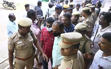 Ấn Độ tử hình 9 cảnh sát giết người vi phạm lệnh phong tỏa trong dịch Covid-19