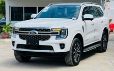 Ford Everest có thêm bản máy xăng, gia nhập thị trường từ giữa năm 2026