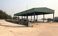 Có cảng cá 120 tỉ đồng nhưng chưa được mua bán