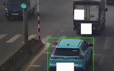Xe chạy thẳng trên làn đường rẽ trái lúc đèn xanh, tài xế có bị phạt?