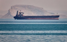Mỹ nói đàm phán với Iran 'tiến triển', Tehran siết đòn bẩy Hormuz