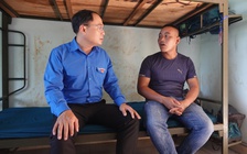 Người chăn bò và 'tiếng gọi' từ hang đá