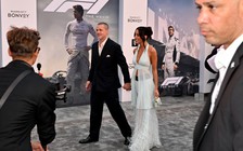 Hé lộ mối quan hệ giữa bạn gái và con riêng Brad Pitt