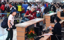 Yêu cầu hãng bay nghiêm túc giải quyết khiếu nại, đền bù cho khách bị delay