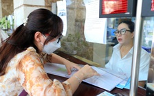 Người làm công ăn lương bị 'vạ lây'