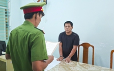 Bắt tạm giam người đàn ông rượt đuổi hơn 10 km để đập phá xe cấp cứu