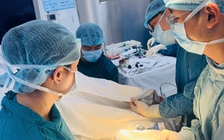 Nhét ‘trứng rồng’ vào hậu môn, nam bệnh nhân 31 tuổi phải cấp cứu