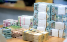 Giá USD hôm nay 8.5.2026: Ngân hàng giảm giá mua vào mạnh hơn bán ra