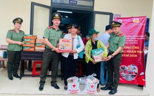 Công an Cần Thơ trao quà, khám bệnh miễn phí tại ‘xóm đạo’ Thạnh An