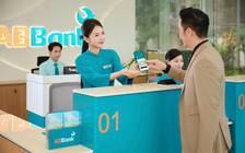 ABBank nhận giải Dịch vụ số xuất sắc