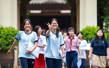 Thi lớp 10 văn về 'sắc màu cảm xúc', thí sinh gọi tên hoa hậu Hương Giang