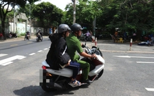 Quên giấy tờ, đi lộn điểm thi: Những pha 'thót tim' của thí sinh