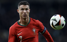 Ronaldo không thể bằng Messi kể cả khi Bồ Đào Nha vô địch World Cup, tại sao?