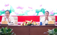 Cuộc gặp mặt đặc biệt của Chủ tịch Quốc hội và Thủ tướng với báo chí