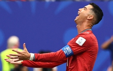 Đến lúc Ronaldo nên ngồi dự bị?