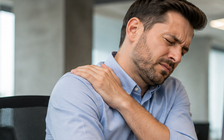 Mất cơ âm thầm ở dân văn phòng: Nguyên nhân và cách khắc phục