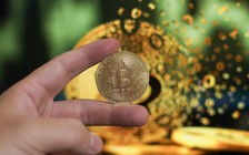 Giá Bitcoin hôm nay 2.6.2026: BTC sập giá, thổi bay 646 triệu USD của người chơi