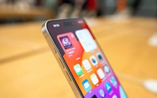 Bí mật phía sau quyết định thay thép không gỉ bằng titan của Apple