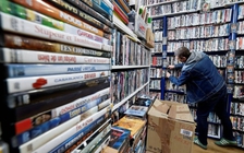Muốn lưu trữ phim lâu dài, nên chọn DVD hay ổ cứng?