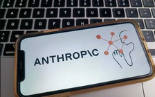 Anthropic kêu gọi ngừng phát triển AI trên toàn cầu