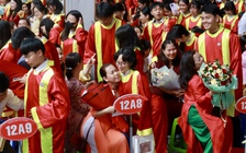 Thầy hiệu trưởng nhắn học trò 'phía trước là bầu  trời', trước ngày thi tốt nghiệp THPT