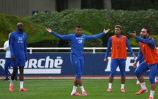 ‘Biến căng’ bao trùm đội tuyển Pháp, Mbappe bất mãn rời sân tập