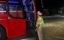 Xe khách chở 59 người trên xe 45 chỗ, bị phạt 105 triệu đồng sau phản ánh của người dân