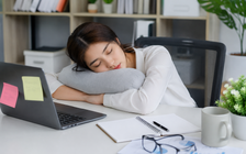 Vì sao nhiều người mệt mỏi, lờ đờ sau khi ngủ trưa?