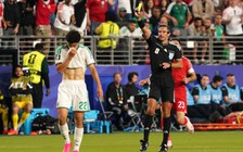 Trọng tài bắt chính chung kết Tây Ban Nha - Argentina có gì đặc biệt?