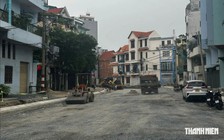 Đường 4 làn xe trên kênh thoát nước sân bay Tân Sơn Nhất dần thành hình