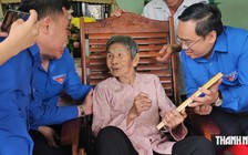 'Nhìn nó vậy chứ nó lì lắm nha, đang học cái bỏ đi theo cách mạng'