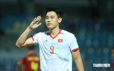 Kịch tính đua Vua phá lưới ASEAN Cup: Nguyễn Đình Bắc gặp 'đối cứng' cao gần 2m