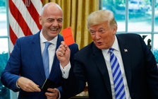 Tổng thống Trump và Chủ tịch FIFA thân thiết thế nào?
