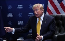 Ông Trump ra lệnh cắt đứt giao thương với Tây Ban Nha