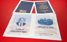 Mỹ sắp cấp hộ chiếu mang hình ông Trump trên toàn quốc