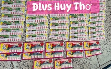 Cùng mua vé tứ quý 4444, 2 người may mắn trúng xổ số miền Nam