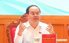 Bí thư Tỉnh ủy Quảng Ninh khuyên học sinh rèn ngoại ngữ, làm chủ công nghệ số